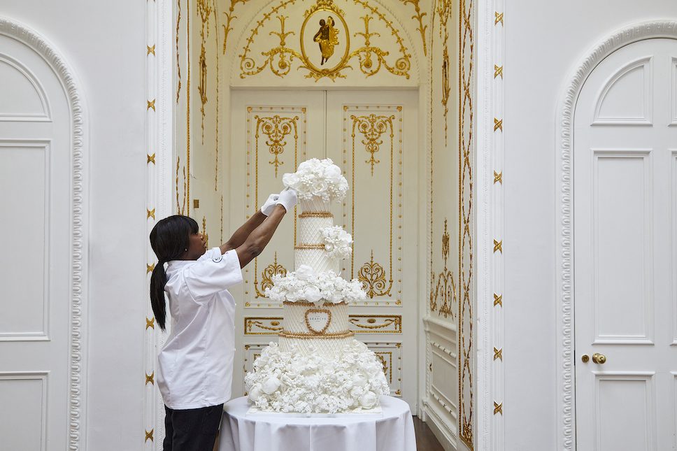 40 Inspiring Wedding Cake Creations : Harry Potter Inspired Three-Tier Wedding  Cake